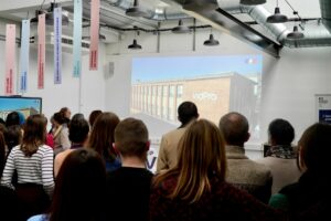 collaborateurs du GIP regardent la vidéo de présentation du GIP ViaPro