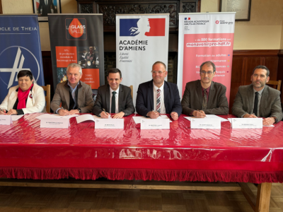 Signature D’une Convention En Faveur De La Filière Verrière. Le GRETA Somme Engagé Pour L’emploi Et L’orientation